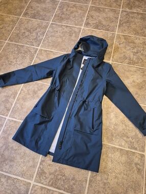 NWT Six Five Tech Teal Blue Hooded Raincoat with Drawstring Waist Size Small